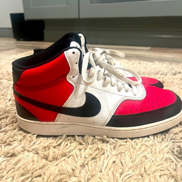 Men’s Nike Court Vision Sneakers - Picture 1 of 5